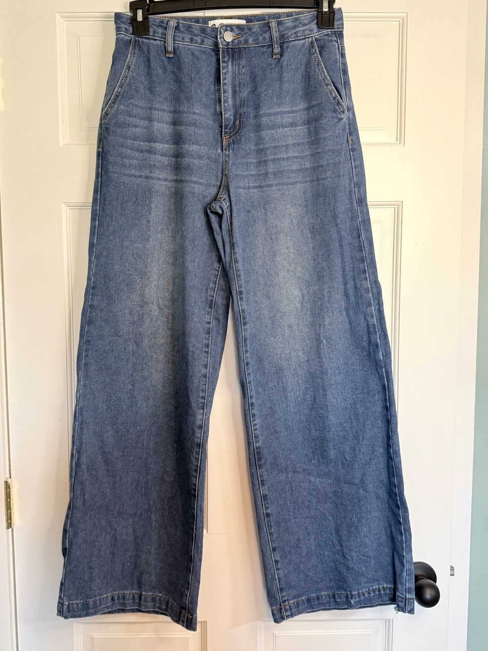 S.O.N.G. Wide Leg Jean